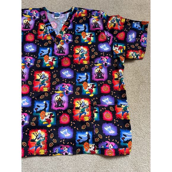 Disney Halloween Theme Scrub Top Nurse CNA Tech V-Neck Mickey Mouse Plus Size 3X - Picture 4 of 6